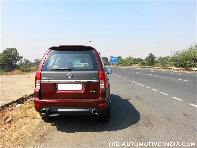 Tata Safari Storme Review Pictures The Automotive India