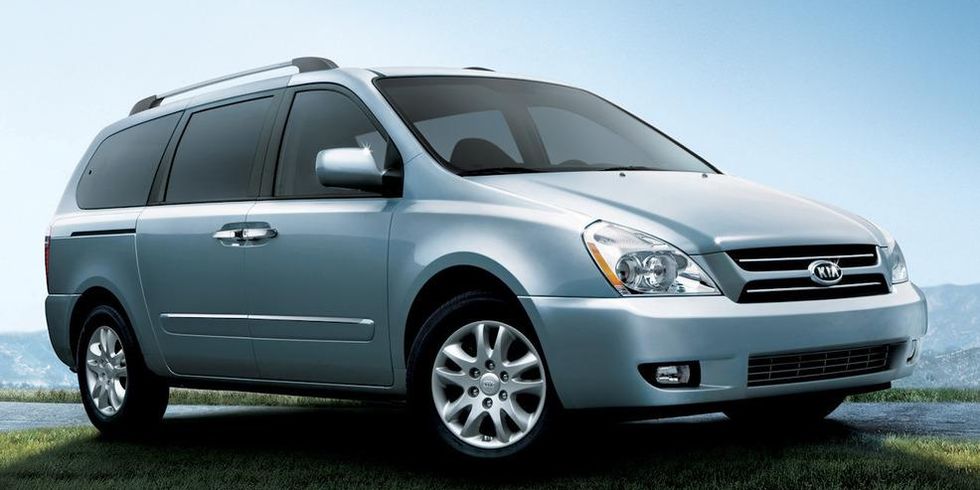 2010-kia-sedona-photo-319984-s-986x603.jpg