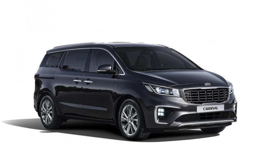 2018-Kia-Carnival-facelift-front-three-quarters.jpg