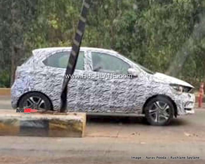 2019-tata-tiago-facelift-india-spied-launch-price.jpg