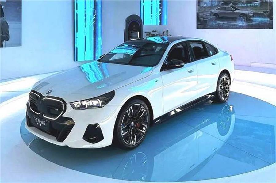 20240425024451_BMW_i5_M60_xDrive_launched_india.jpg