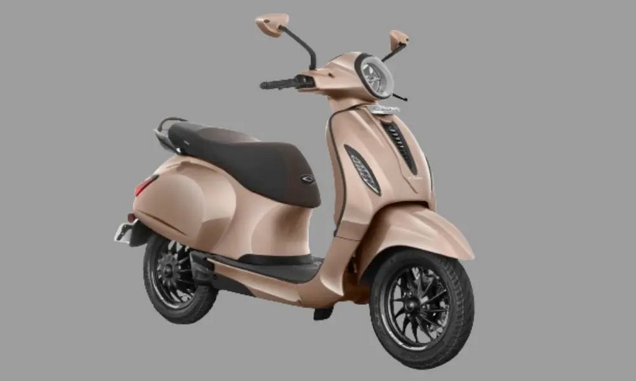 2024_Bajaj_Chetak_Premium_d15accb944.jpg