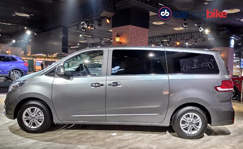 7m3tl26s_auto-expo-2020-mg-g10-mpv-makes-its-india-debut_625x300_10_February_20.jpg