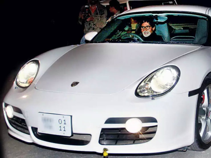 amitabh-bachchan-in-a-Porsche-Cayman.jpg