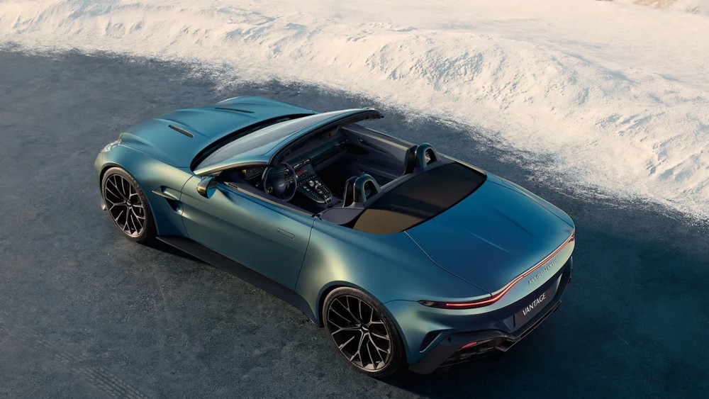 Aston Martin Vantage Roadster official reveal 2025-7.jpg