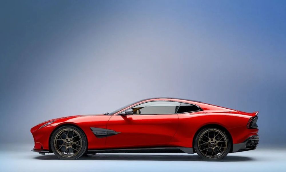 Aston_Vanquish_784c214e97.jpg