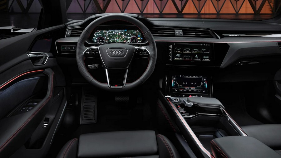 Audi Q8 e-tron 2022-11.jpg