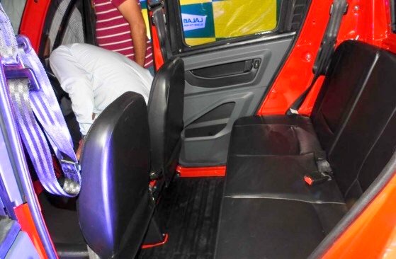 Bajaj-Qute-rear-seats-legroom-during-unveil-in-India.jpg.jpg