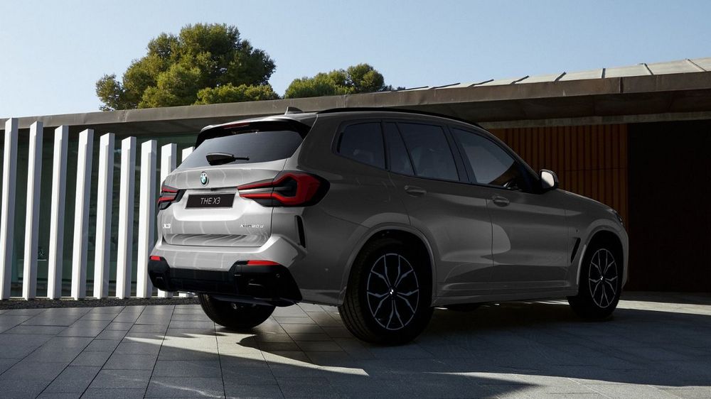 BMW-X3-xDrive20d-M-Sport-Shadow-Edition-rear-quarter.jpg