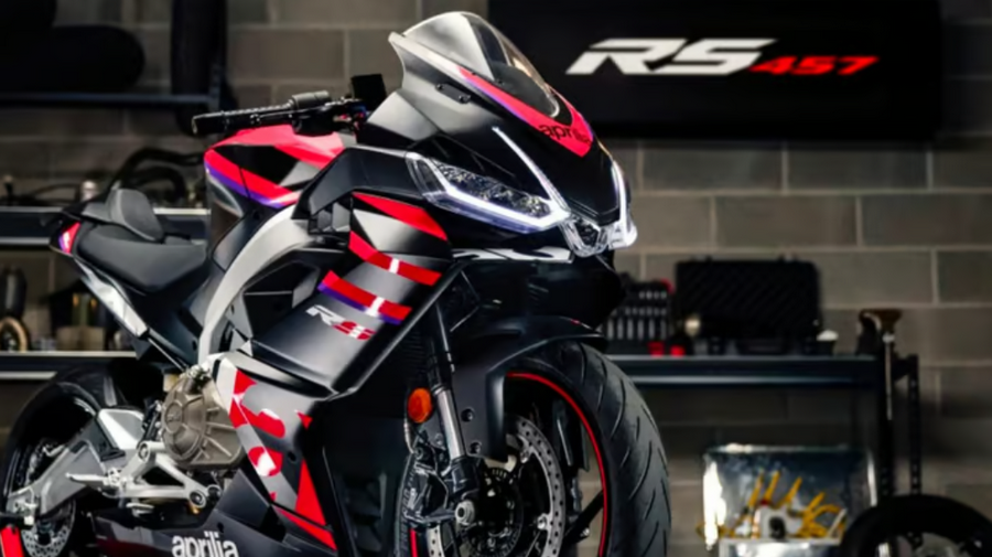 FireShot Capture 390 - Aprilia RS 457 launched in India at ₹ 4.1 lakh - www.evoindia.com.png