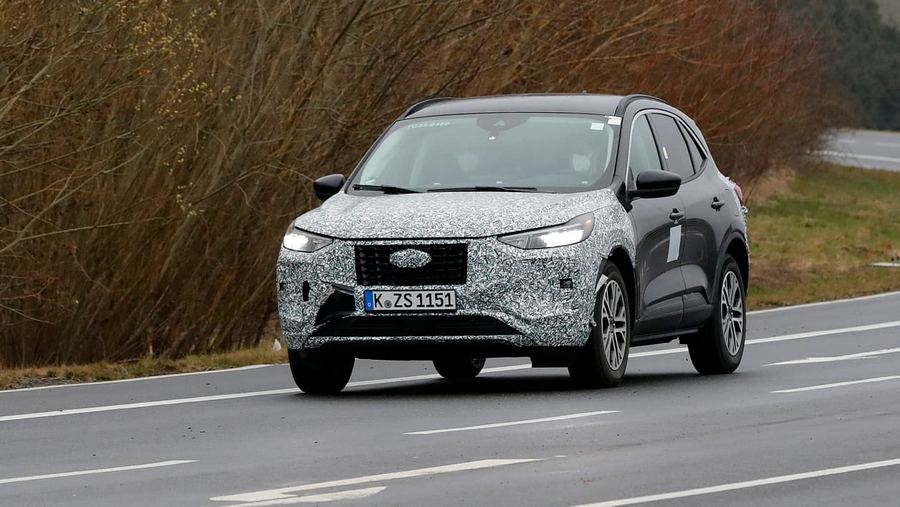 Ford Kuga spyshot.jpg