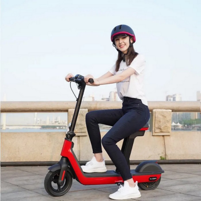 Fucare-HU3-Pro-seated-electric-scooter.jpg