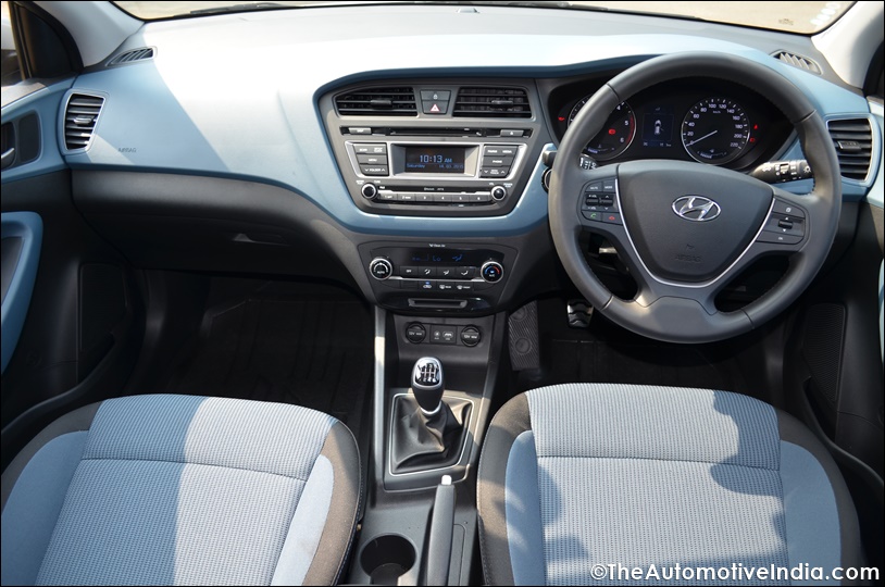 Hyundai-i20-Active-Aqua-Blue-Interior.jpg