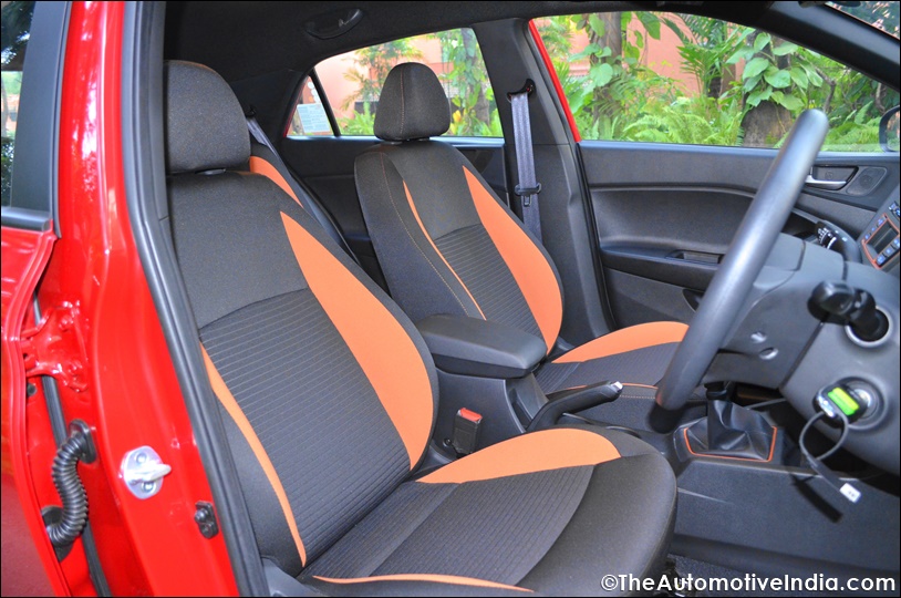 Hyundai-i20-Active-Large-Front-Seat.jpg