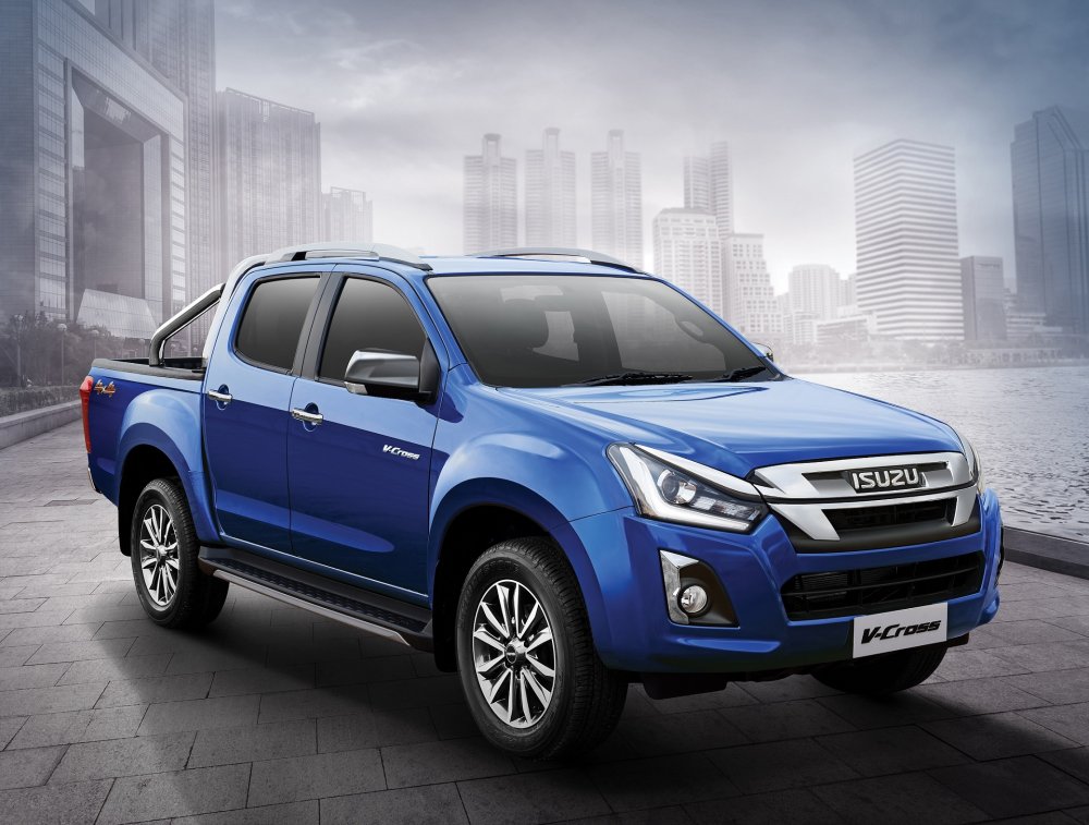 Image 2. ISUZU V-Cross.jpg