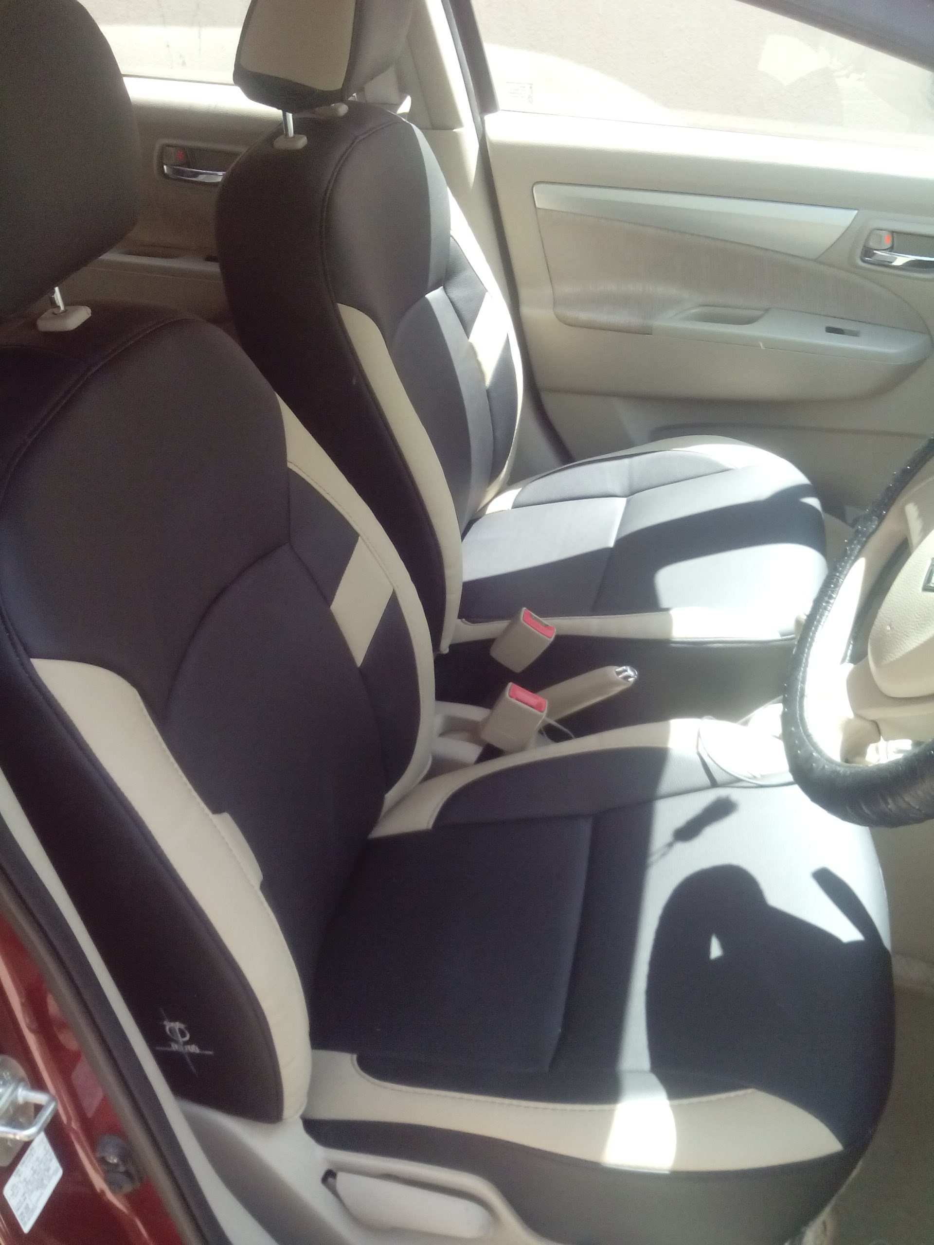 Best seat cover color for silver car online