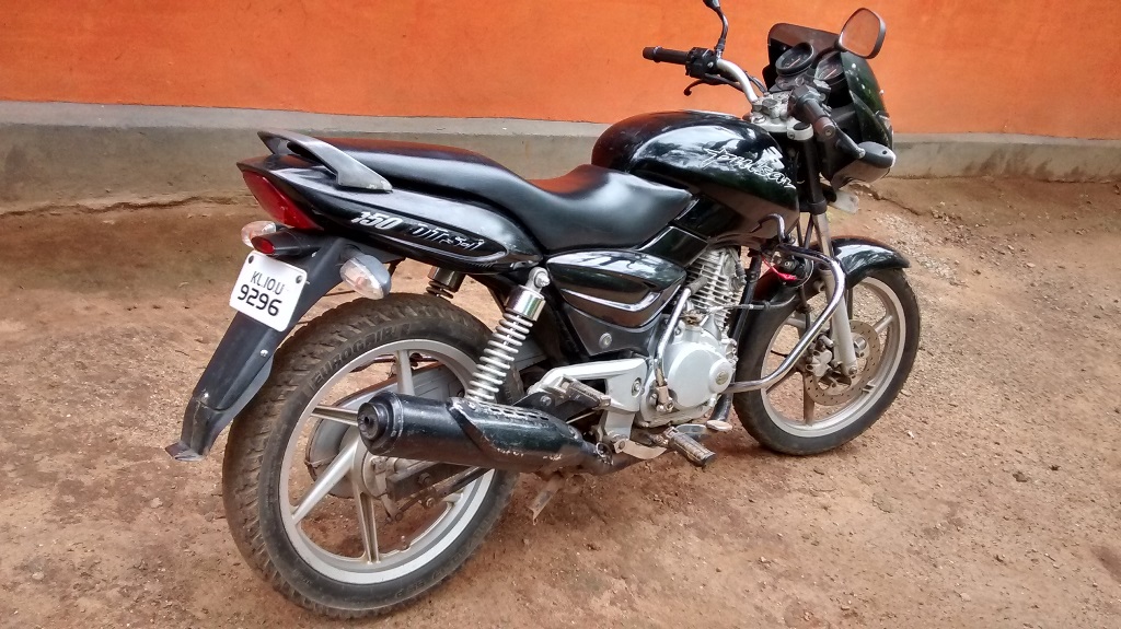 Bajaj pulsar 150cc 2024 2005 model