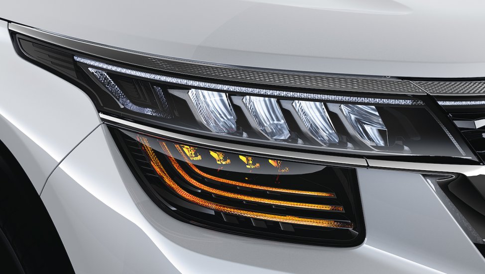 kia-seltos-headlamp-7aca.jpg