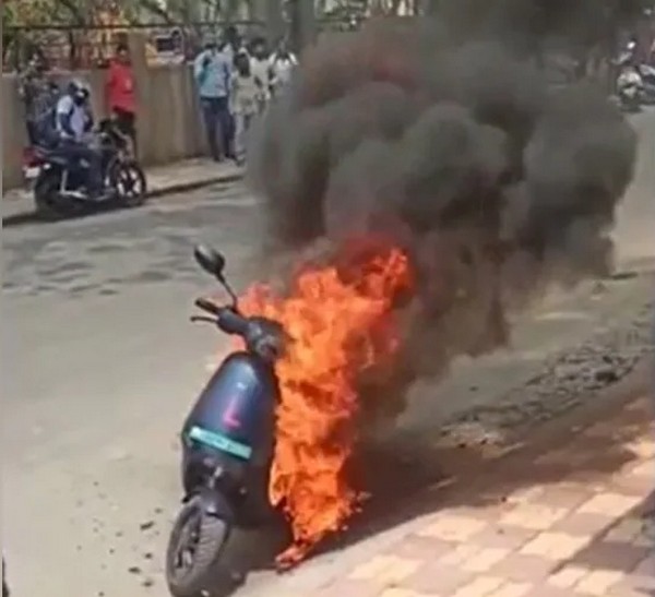 Ola Responds After E-Scooter Catches Fire In Pune, Blames Aftermarket Parts