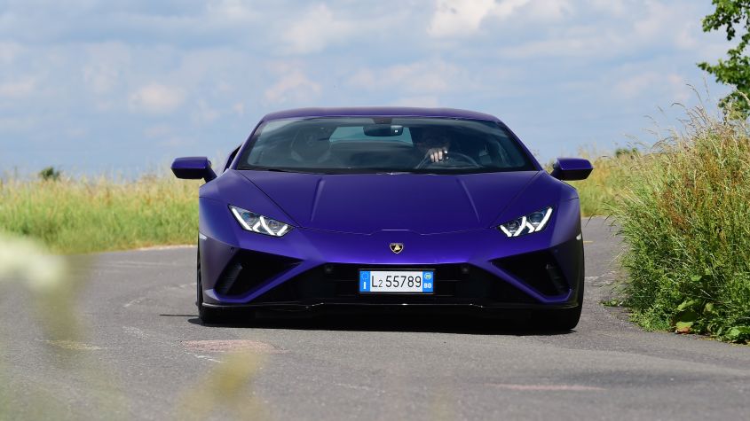 Lamborghini%20Huracan%20EVO%20RWD%20review-7.jpg