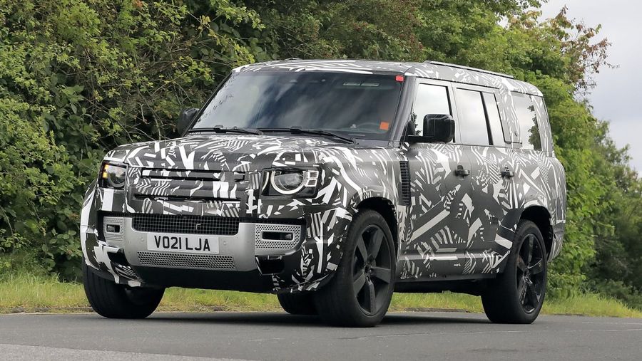 Land Rover Defender 130 spy shots automedia-2.jpg