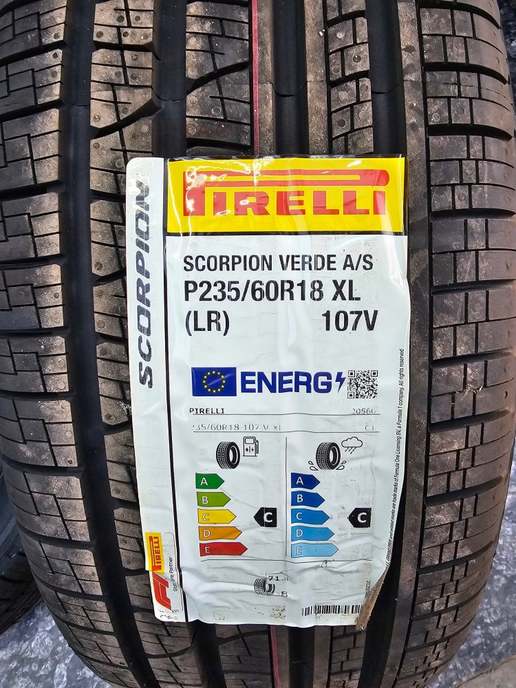 Mahindra XUV700 Pirelli - 2.jpg