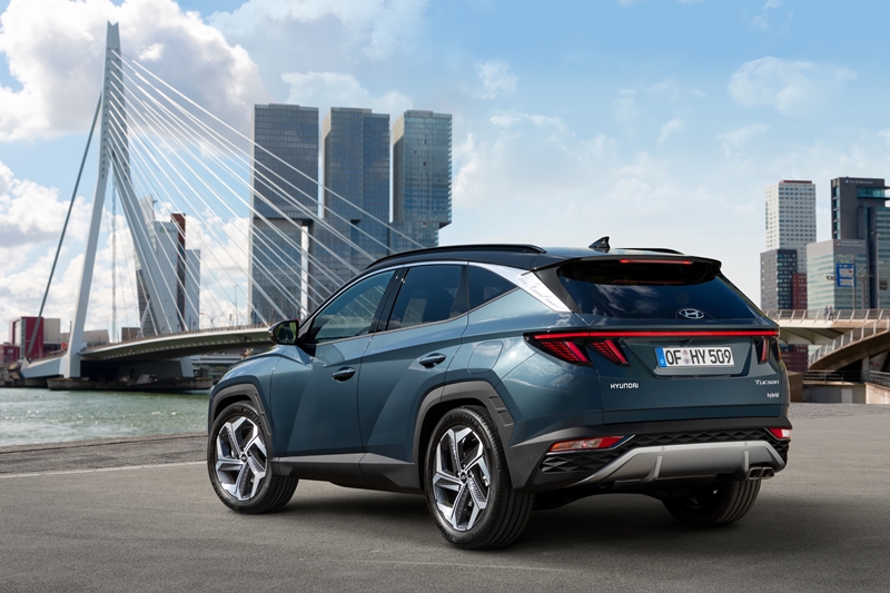 new-2021-Hyundai-Tucson-rear.jpg