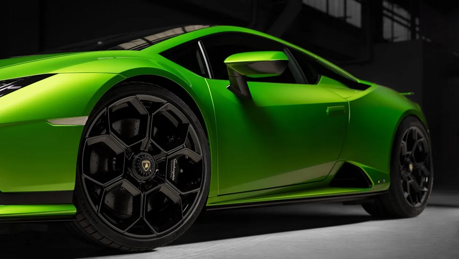 New Lamborghini Huracan Tecnica 2022-18.jpg