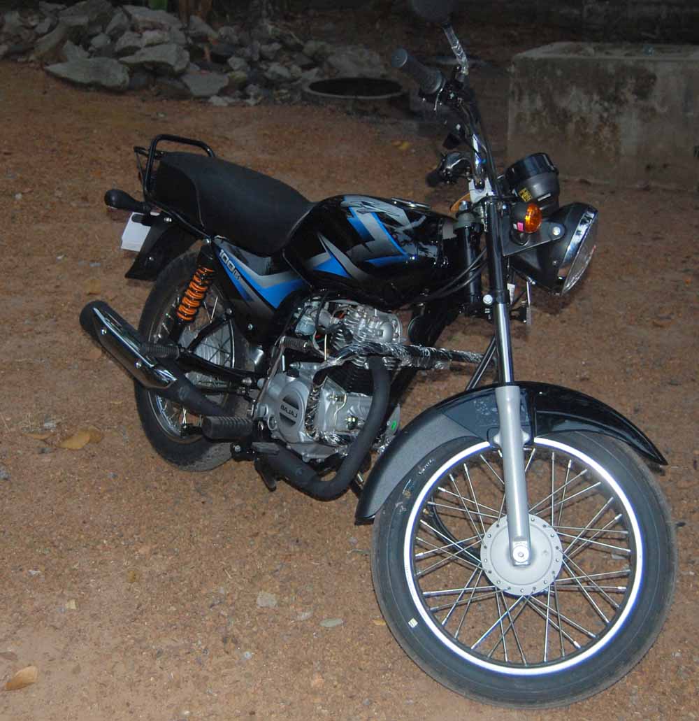 Bajaj ct 100b discount on road price