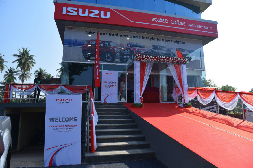 Newly-launched-Cauvery-Isuzu-in-Mangalore.jpg