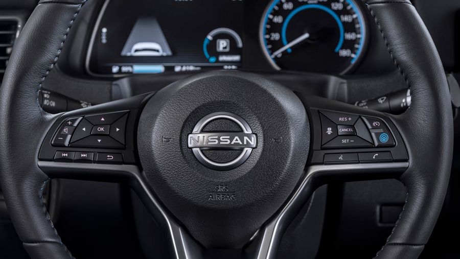 Nissan Leaf 2022-6.jpg