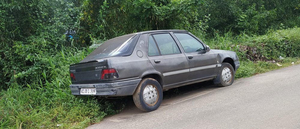 Peugeot 309 2019-10-26 14-29-14.jpg