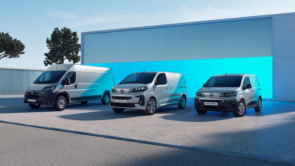 Peugeot Electric vans facelift 001_sikhvw.jpg