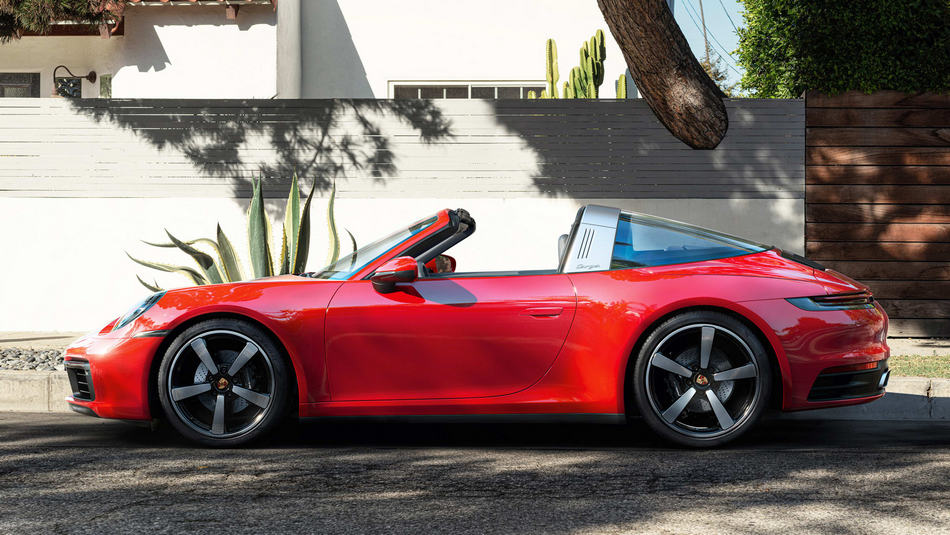 Porsche 911 Targa.jpg