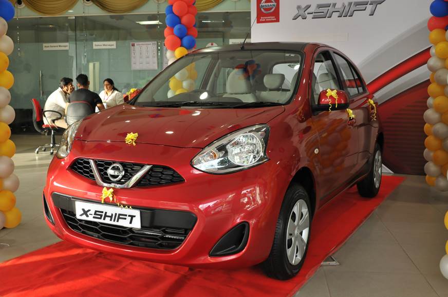 r.ashx?n=http%3a%2f%2fcdni.autocarindia.com%2fExtraImages%2f20190311060700_Nissan-Micra-showroom.jpg