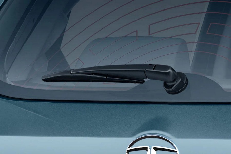 rear-wiper-1974757697_930x620.jpg