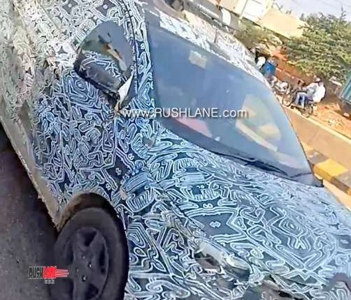 renault-rbc-mpv-india-spied-launch-price-7-seater-4-502x430.jpg