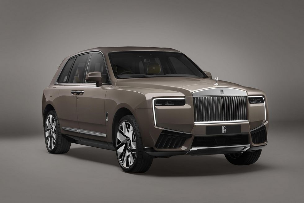 rolls-royce-cullinan-1.jpg