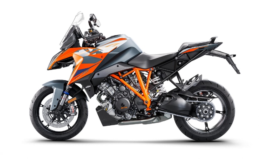 sg9n0o0g_2022-ktm-1290-super-duke-gt_625x300_25_November_21.jpg