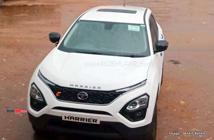 tata-harrier-sunroof.jpg