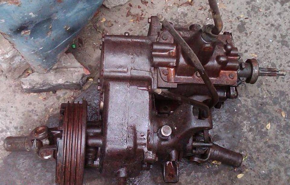 Transfer Case.JPG