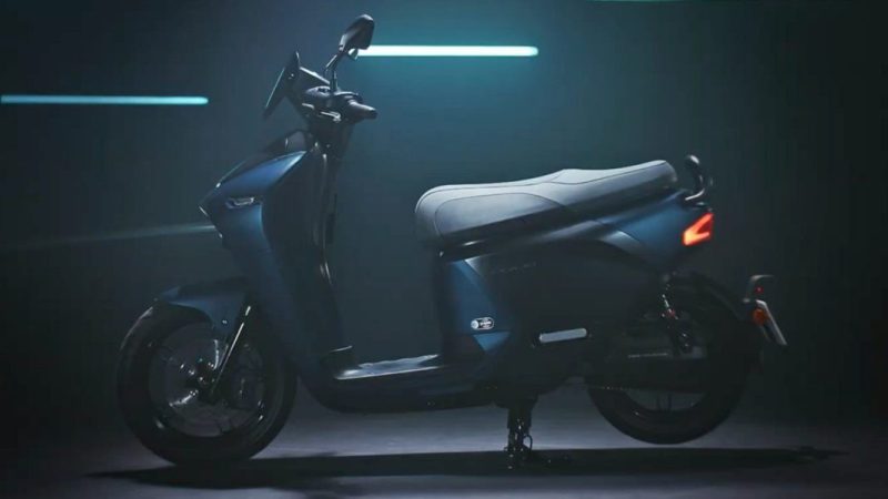 Yamaha-Unveils-EC-05-Electric-Scooter-1-1068x601.jpg