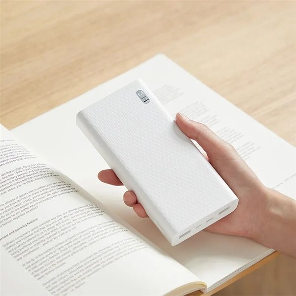 ZMI-Powerbank-20000mAh-2.jpg