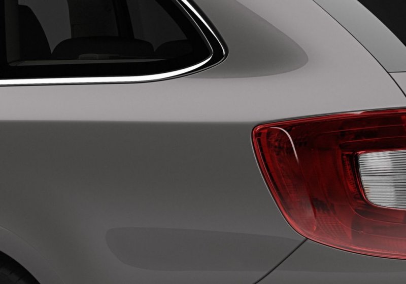 Skoda_Superb_Combi_teaser-2.jpg