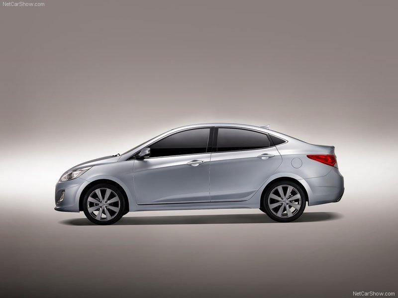 Hyundai-RB_Concept_2010_800x600_wallpaper_06.jpg