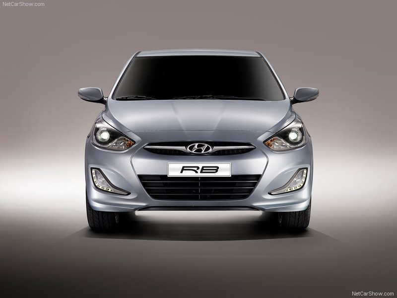 Hyundai-RB_Concept_2010_800x600_wallpaper_0b.jpg