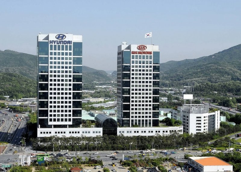 Hyundai-Kia-Headquarters-Seoul.jpg