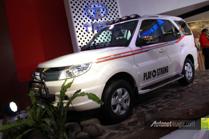 Tata-Safari-Storme-modified.jpg