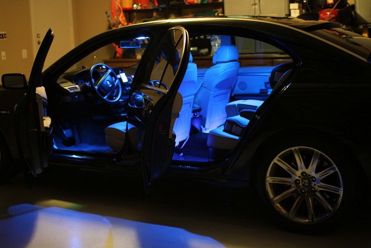 car-interior-led-lighting-bmw1.jpg