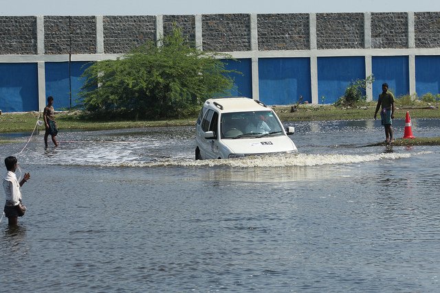 Tata safari.jpg